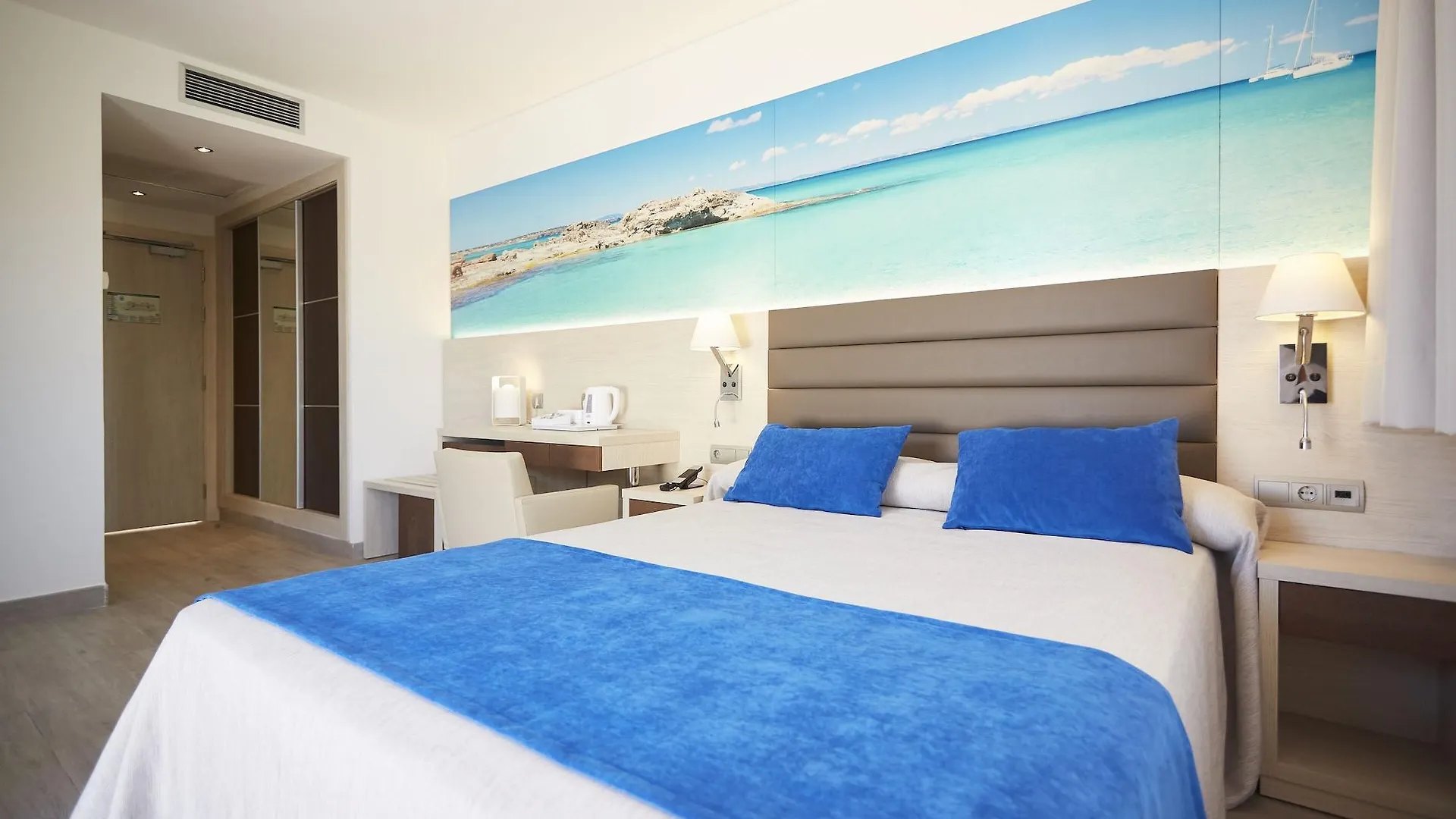 Invisa Hotel Club Cala Verde Playa DPlaya Des Figueral