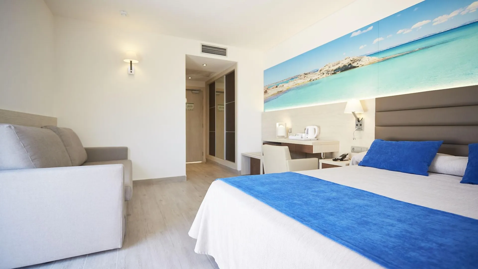 ****  Invisa Hotel Club Cala Verde Playa DPlaya Des Figueral Espagne
