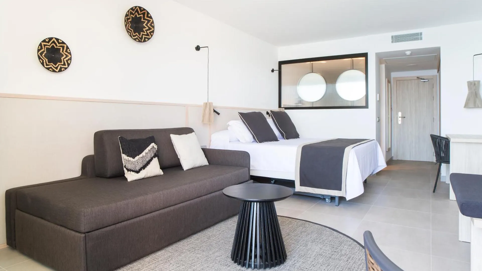 Invisa Hotel Club Cala Verde Playa DPlaya Des Figueral