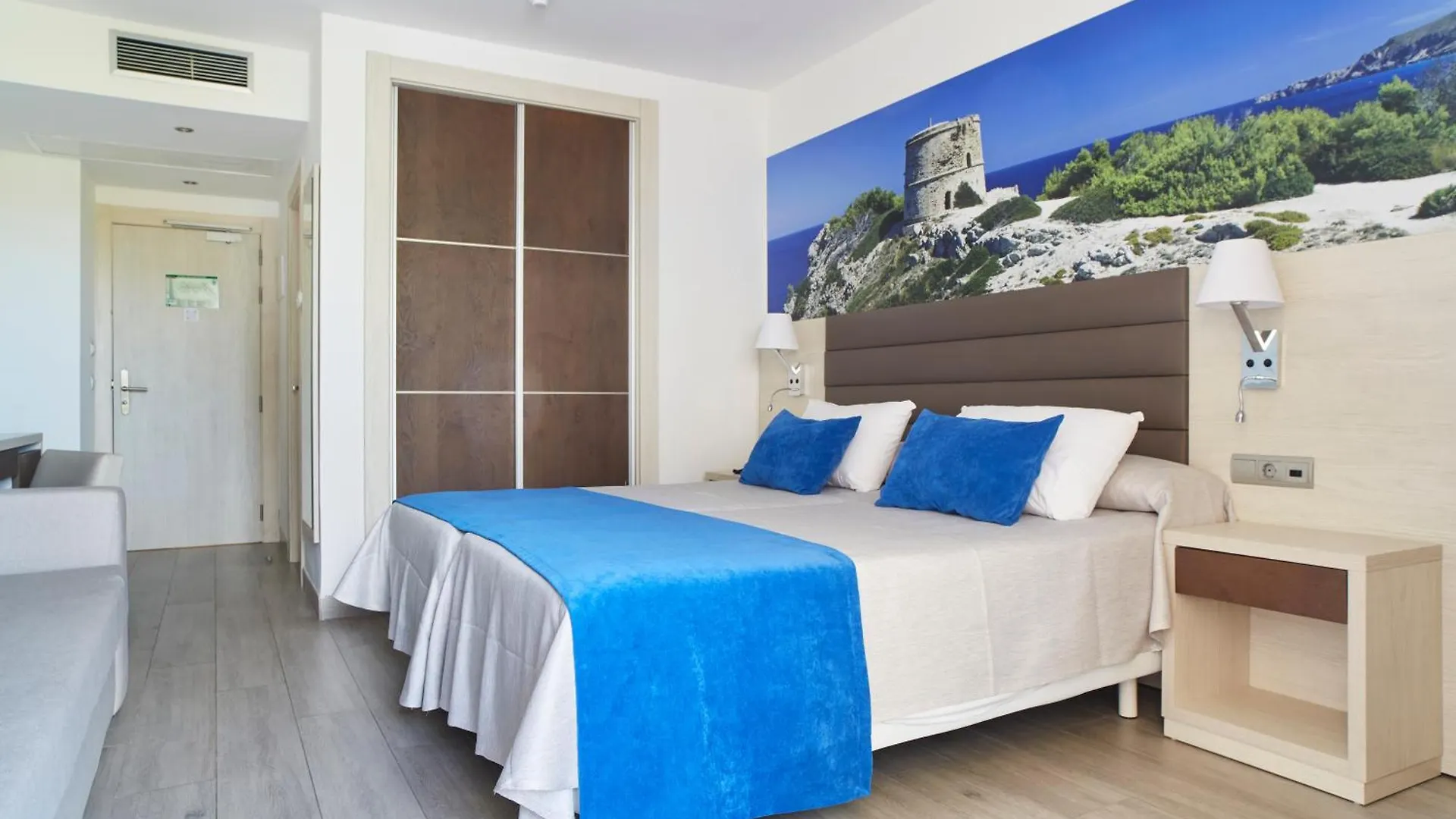 Invisa Hotel Club Cala Verde Playa DPlaya Des Figueral