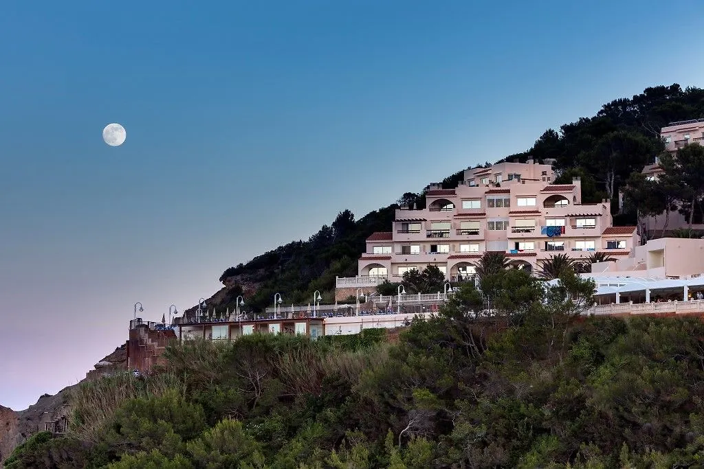 Invisa Hotel Club Cala Verde Es Figueral 4*,
